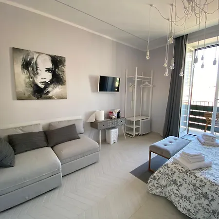 Guest house Spiderrooms 4*