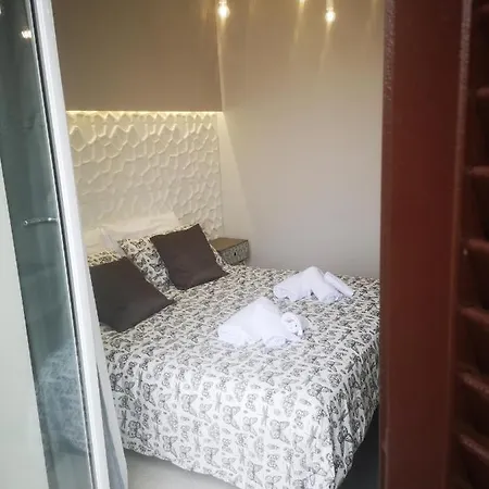 Spiderrooms 4*
